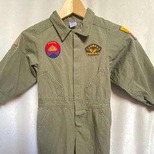 Gymboree. Size 5-6. Unisex. 
Gymboree ‘Maverick’ Play Clothes. Embroidered.